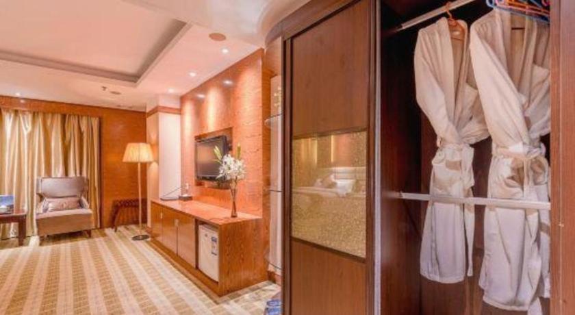 Airport Liwan Hotel Гуанчжоу Экстерьер фото