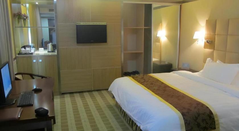 Airport Liwan Hotel Гуанчжоу Экстерьер фото